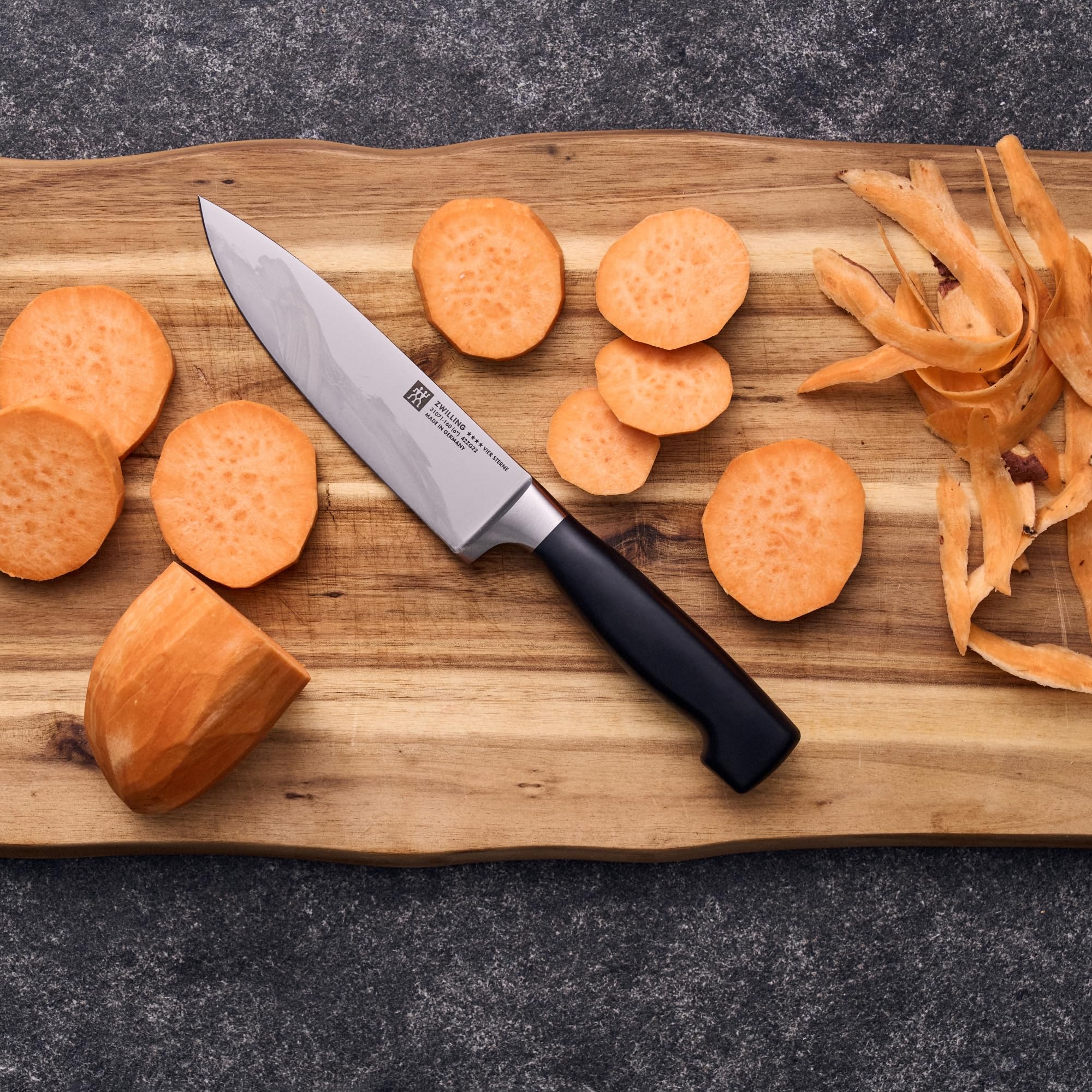 Zwilling Vier Sterne Coltello Cuoco 15 cm Forgiato