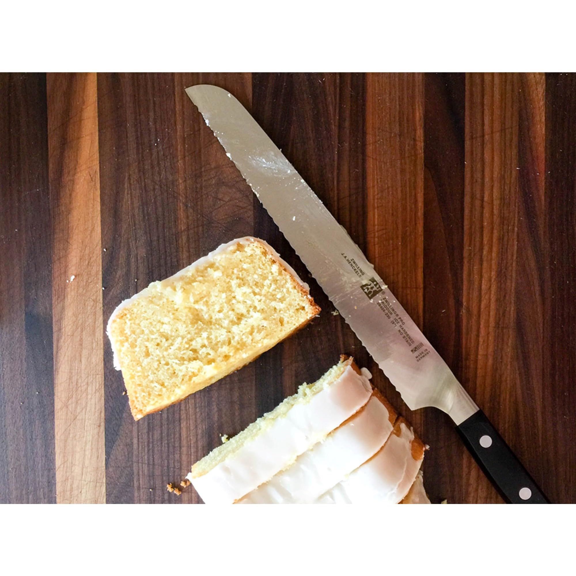 Zwilling Pro coltello pane 23 cm dentato Z15
