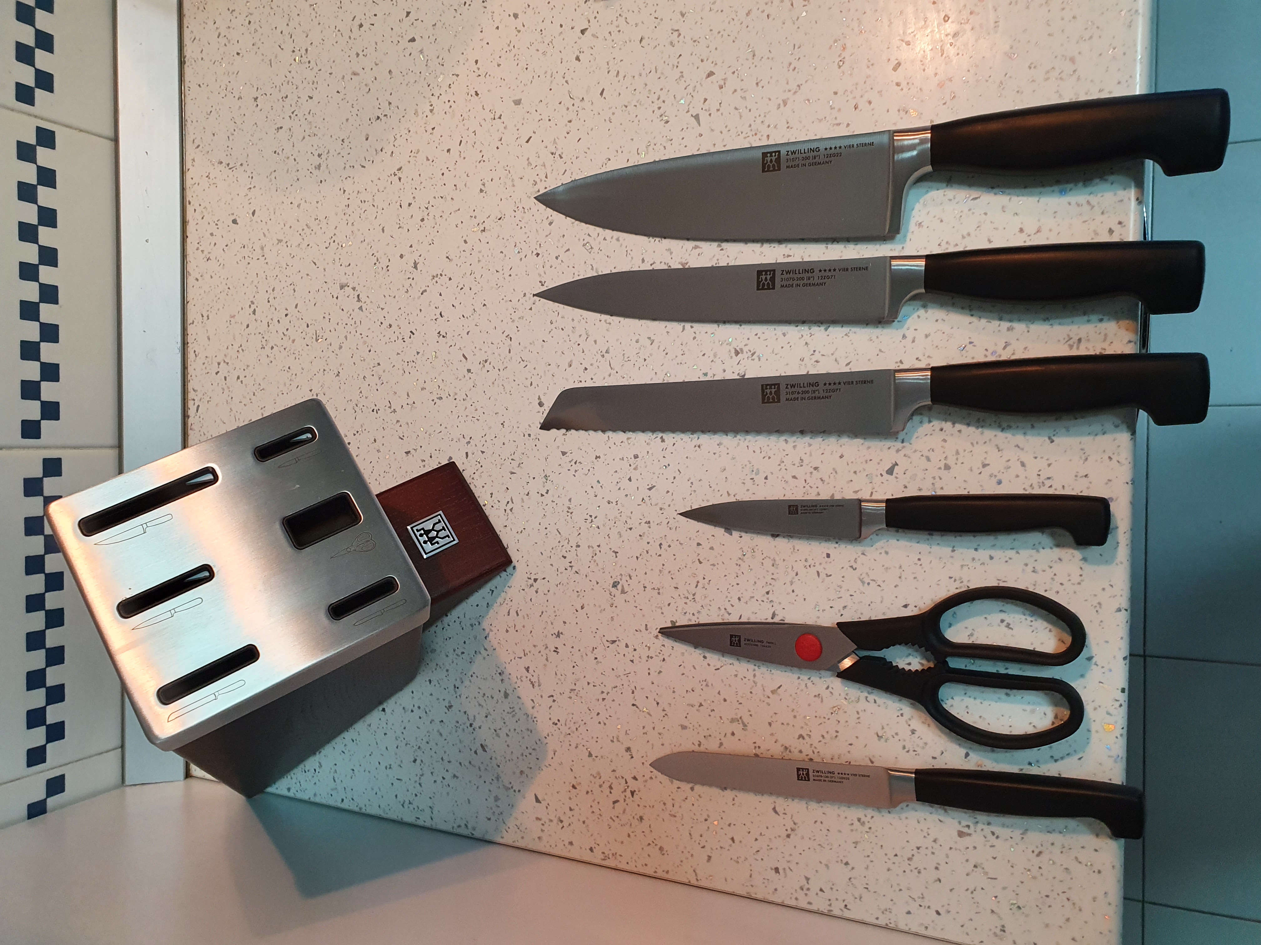 Zwilling Four Star ceppo autoaffilante 7 pezzi nero