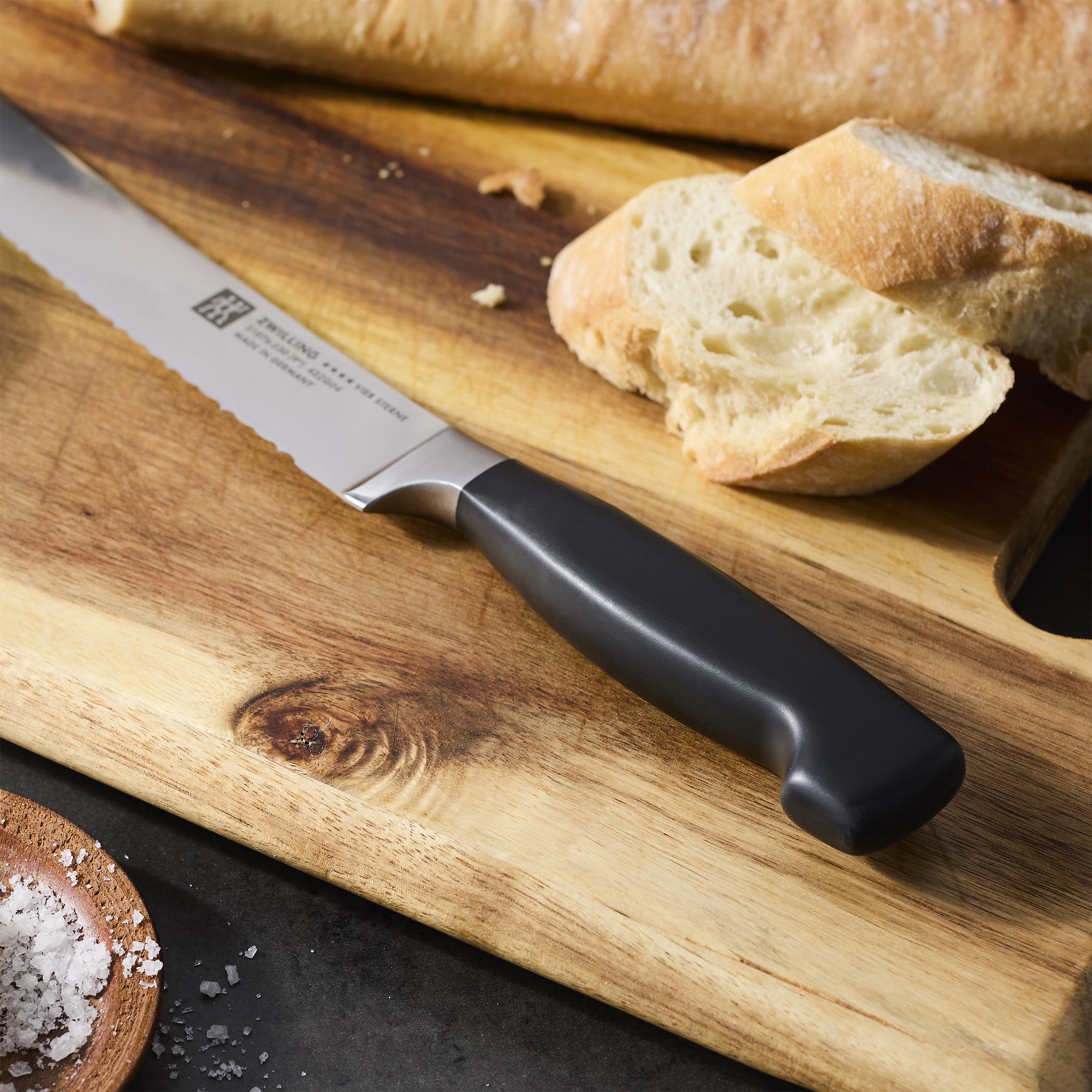 Zwilling Four Star coltello pane 22,9 cm forgiato