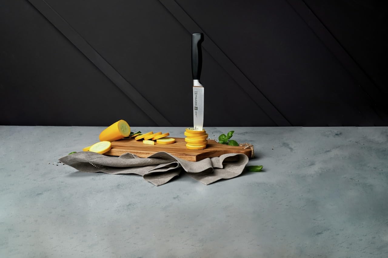 Zwilling Four Star coltello carne 16 cm acciaio forgiato