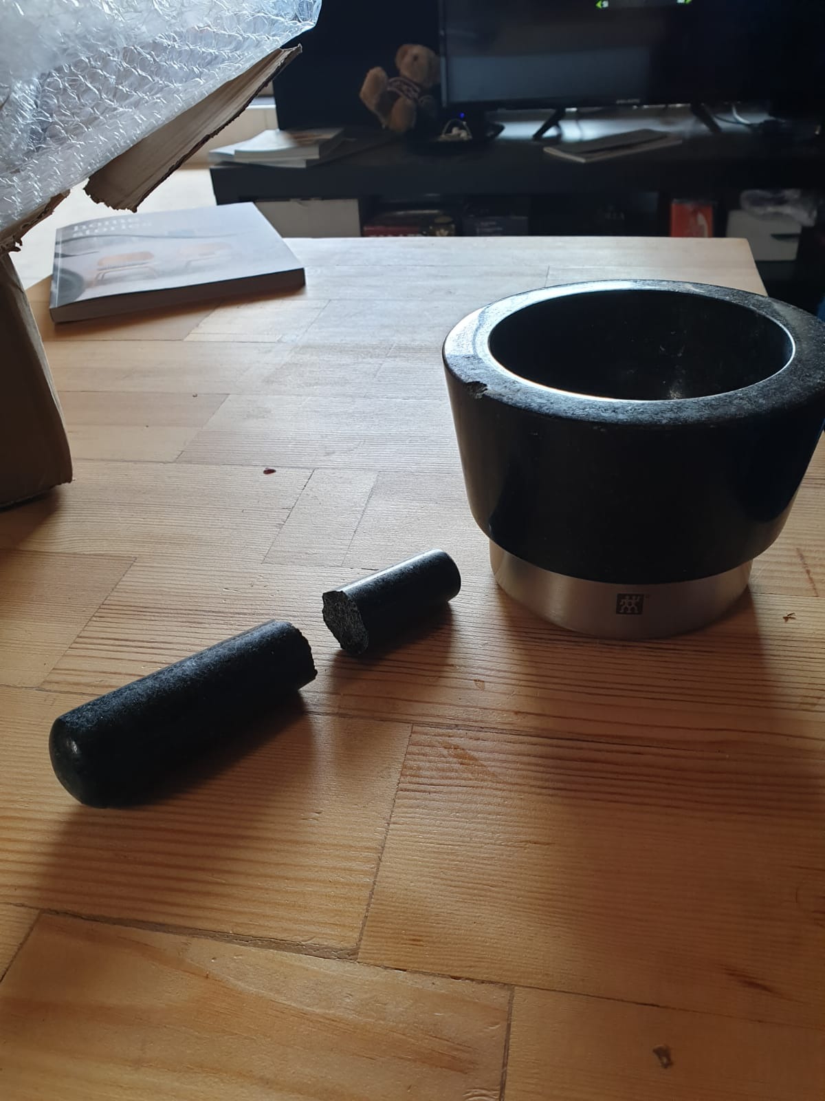 ZWILLING Mortaio Granito Nero con Pestello 11 cm