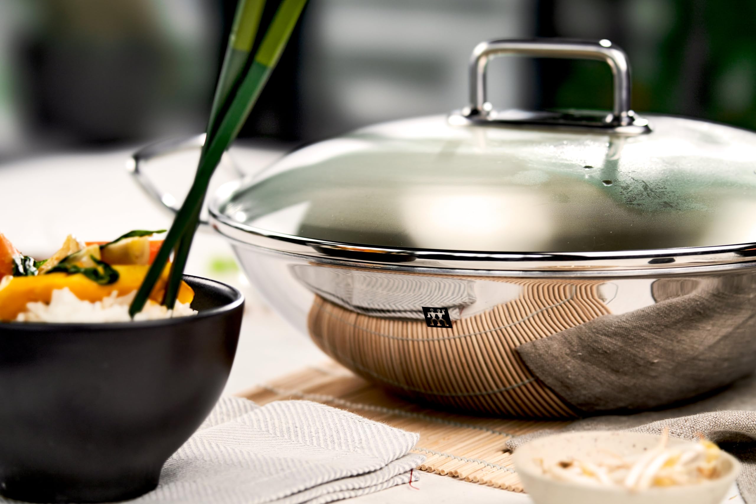 Zwilling Plus wok acciaio inox 32 cm con coperchio