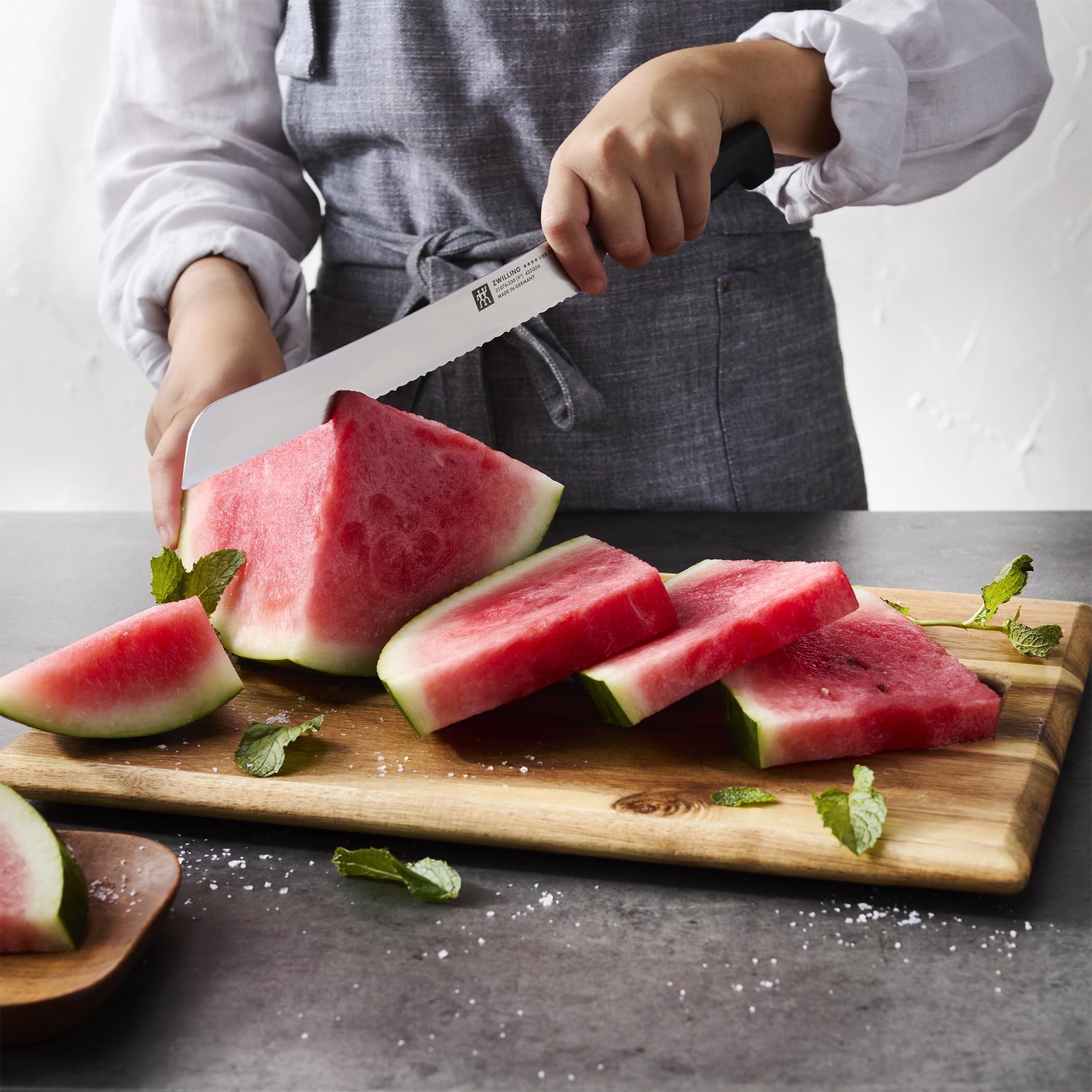 Zwilling Four Star coltello pane 22,9 cm forgiato