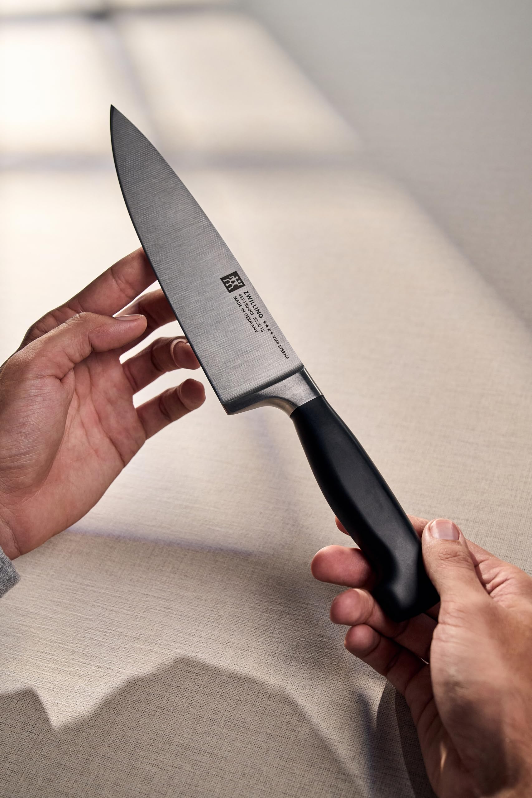 Zwilling Vier Sterne coltello cucina 18 cm Special