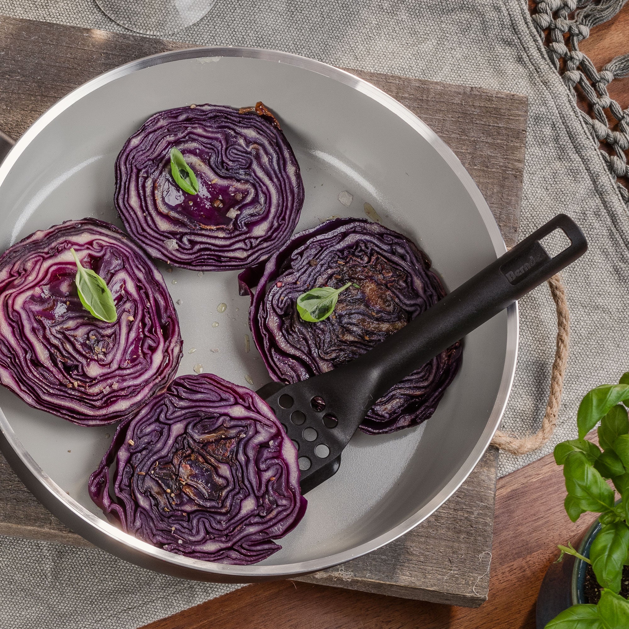 Berndes Spatola da Cucina Plastica Nera Antiaderente