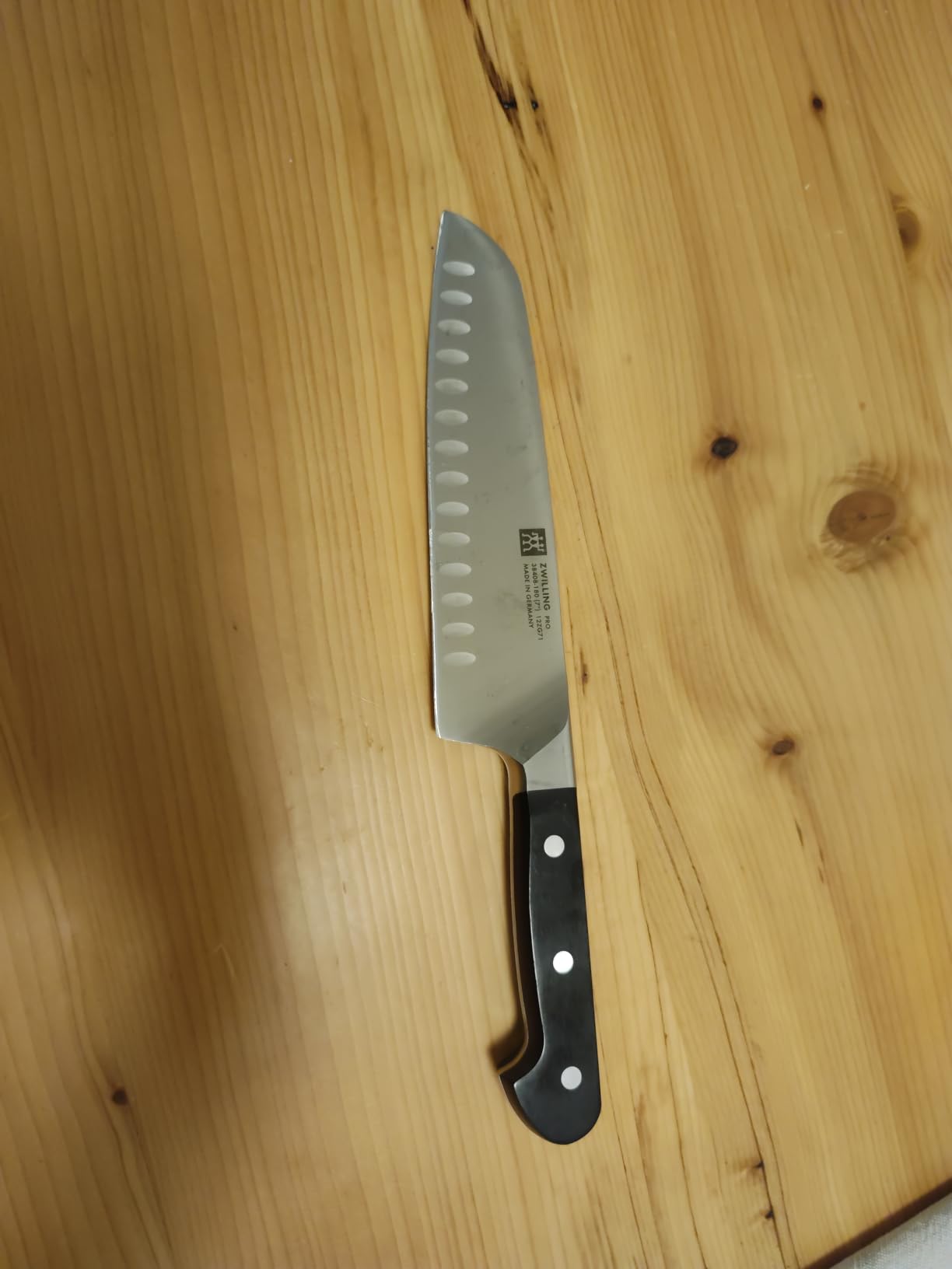 ZWILLING Pro 38408-181 Coltello Santoku 18 cm Forgiato